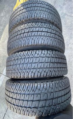 245 75 17 Michelin All four of them are in perfect living conditions.
