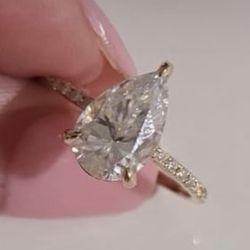 *big sale* 3CT pear Cut Moissanite