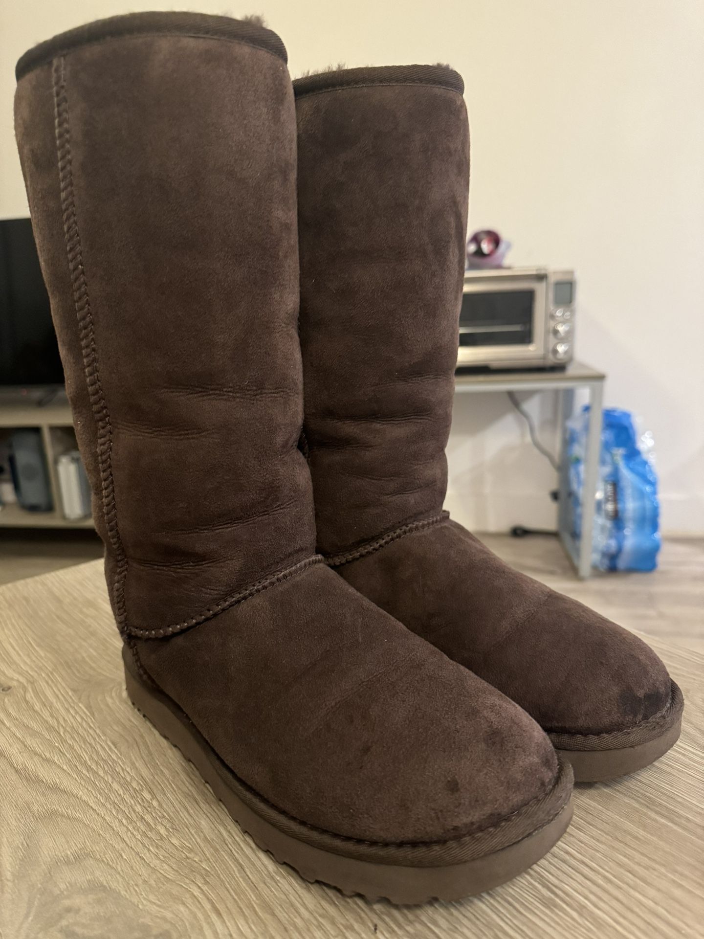 UGG Classic Tall II Winter Sheepskin Boots for Women, Size US 9- Burnt Cedar