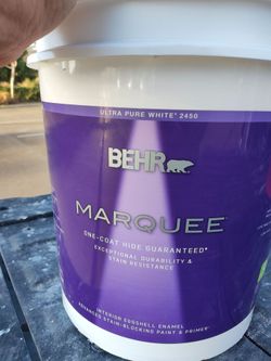 Paint 5 gallon eggshell marquee Behr