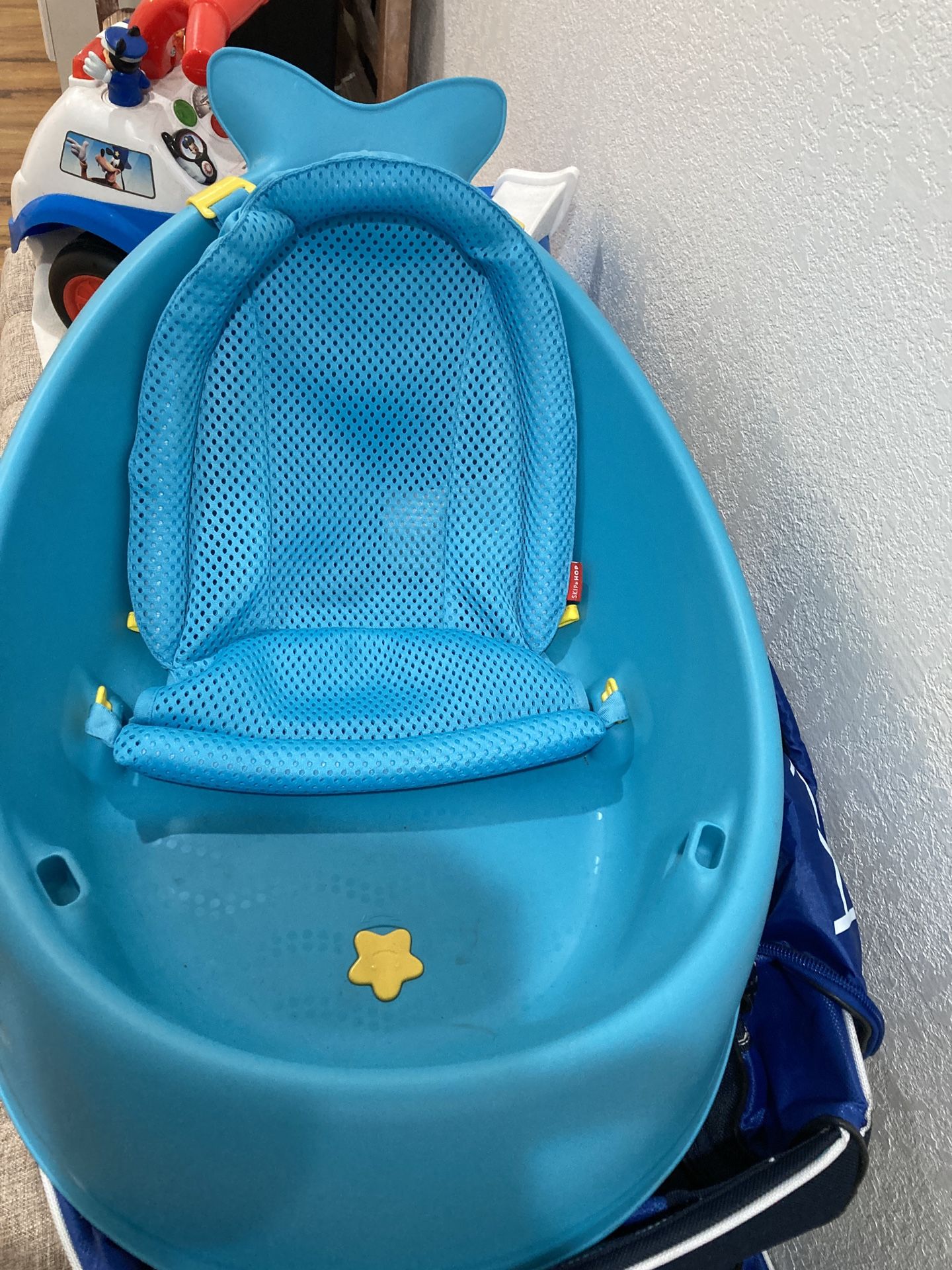 Skip Hop Moby Bathtub With Sling