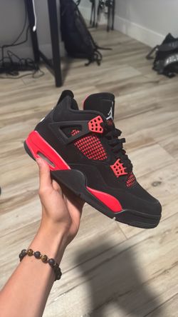 Jordan 4 Red Thunder