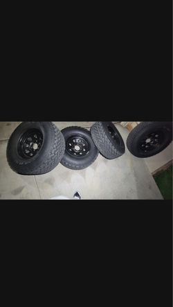 Off Roading Rims And Tirs