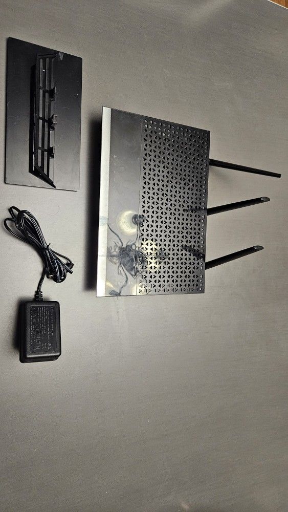 Netgear Range Extenders
AC1900 WiFi Mesh Extender (EX7000)