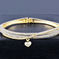 Romantic copper Black Heart Bangle Cuff For Women Gold Silver Color Crystal Heart Pendant Bracelets jewelry for women  ZD1 SSC Material: Copper alloy 