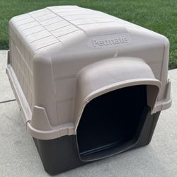 Aspen Petmate Dog House