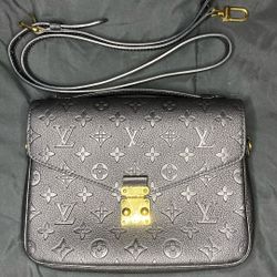 Authentic Pochette Metis Luis Vuitton 
