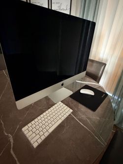 2019 Apple iMac 27" 5K Display (Intel i5 / 8GB RAM / Magic Keyboard & Mouse)