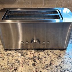 Redmond Long Slot  2or 4 Slice Stainless Steel Toaster 