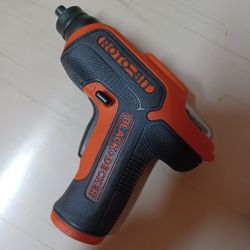 Black+Decker Cordless Screwdriver With Built In Rotating Storage For 8 Bits