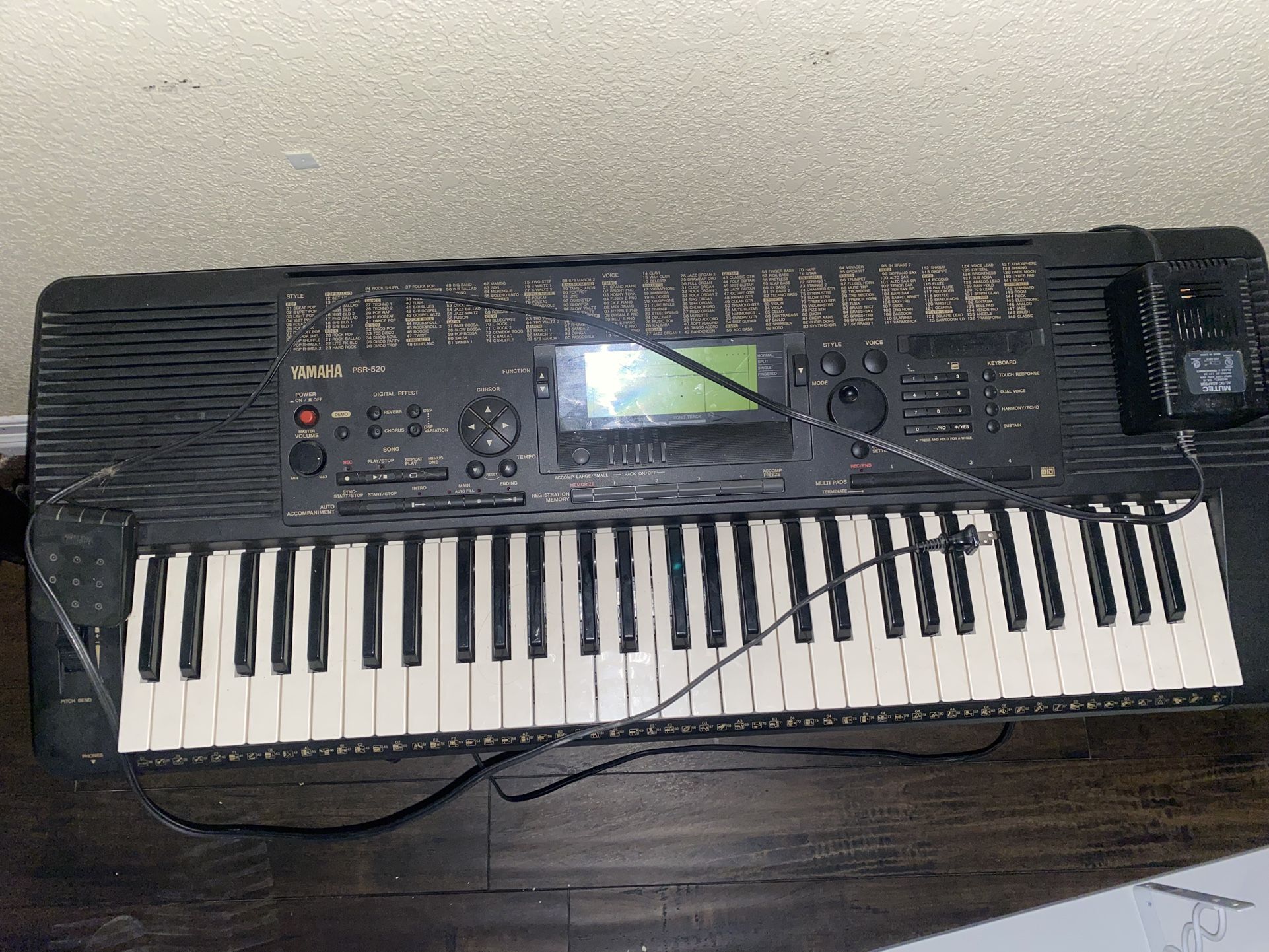 Yamaha PSR-520 Keyboard