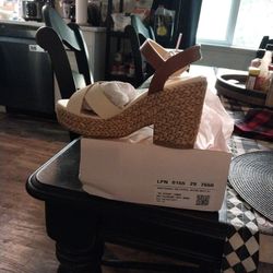Justfab Tweed Natural Wedge. Size 8.5