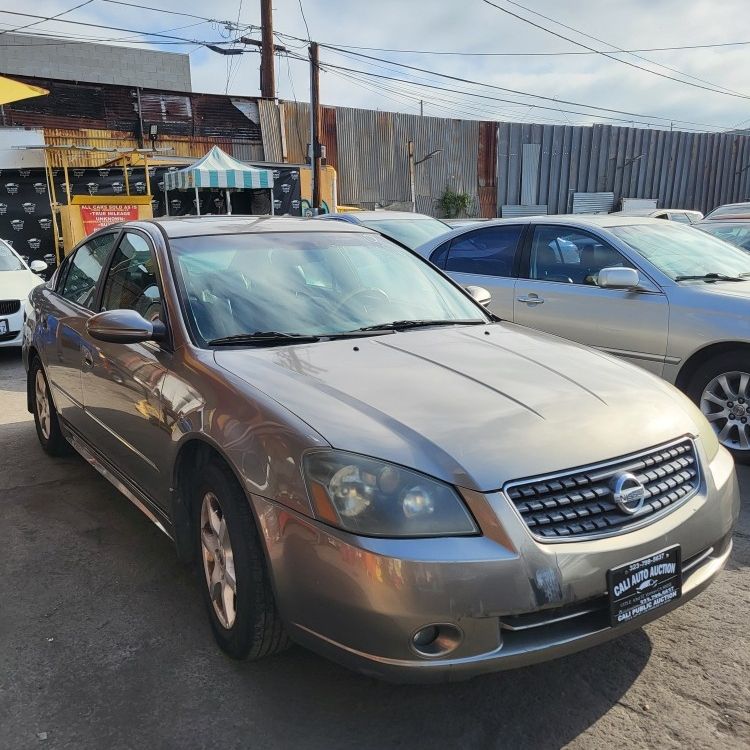 2005 Nissan Altima