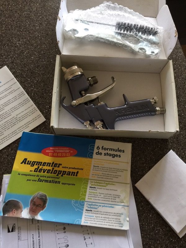 Kremlin Spray Gun