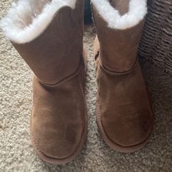 Brown Ugg Boots 