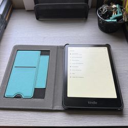 Brand New Kindle paper White 