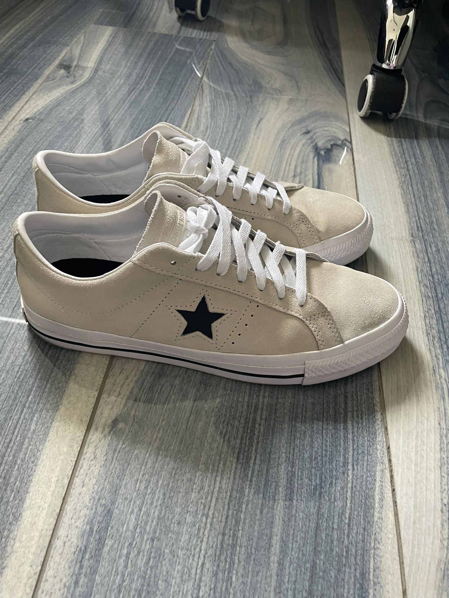 Converse One Star Pro Suede (Size 9 Men)