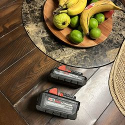 Milwaukee M18 Baterías 🔋 Hight Output 6.0ah 3.0ah $100 Por Las Dos Firme Precio 