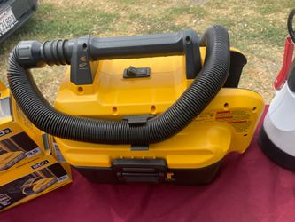DEWALT 2 Gal. MAX Cordless Wet/Dry Vacuum (Tool Only)