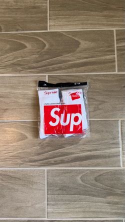 Supreme x Hanes Crew Socks
