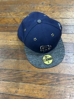 New Era 59Fifty San Diego Padres Fitted Hat Size 8