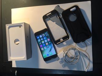 iPhone 6 works with any company 64GB MEMORY GREAT DEAL PERFECT CONDITION LIKE NEW