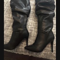 Size 8 black knee high women boots