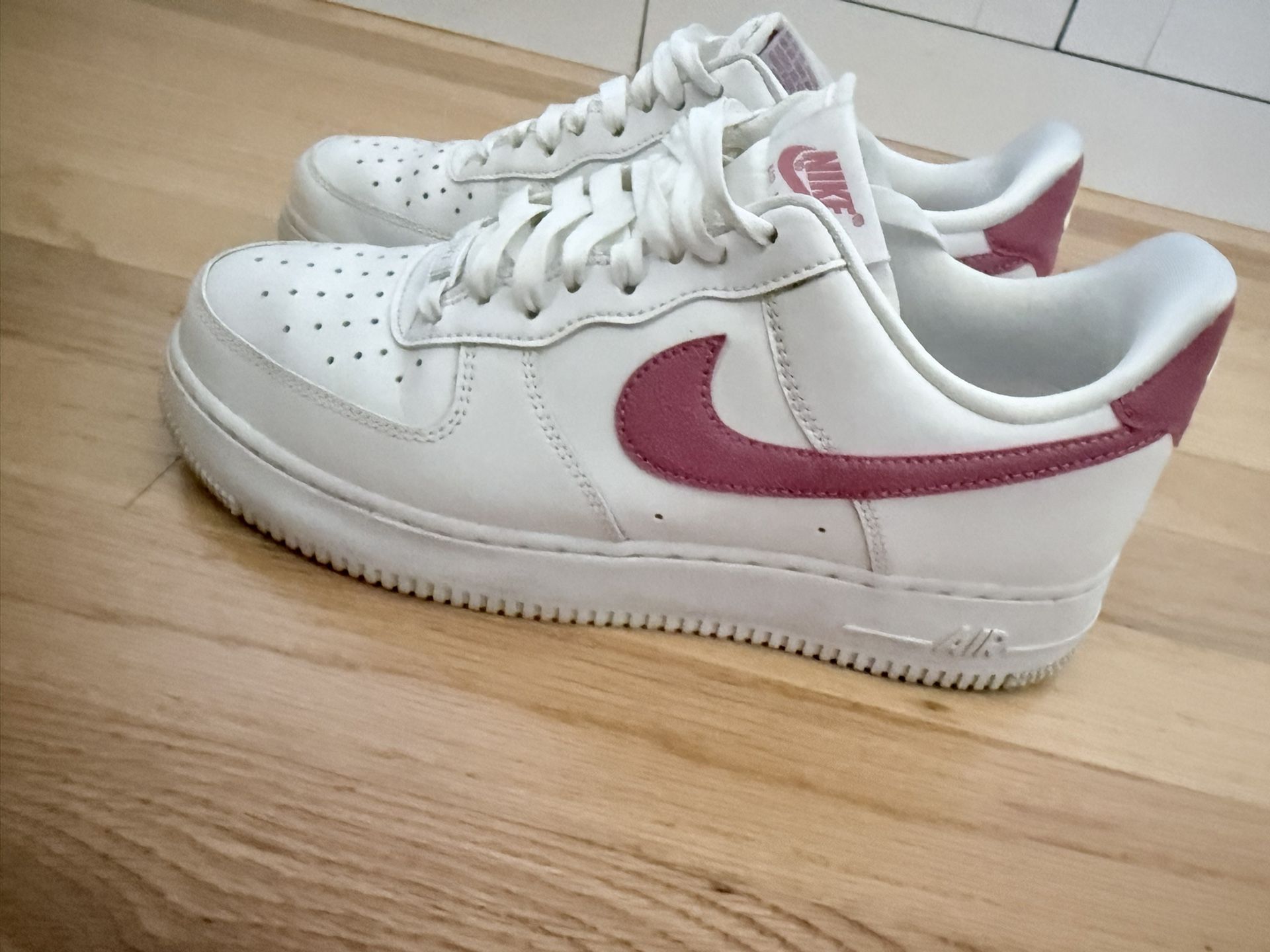 Nike Air Force 1