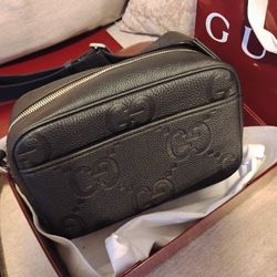 Authentic NIB Gucci Black Calfskin Small Crossbody 