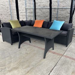 Outdoor Patio Furniture Dining Table Set