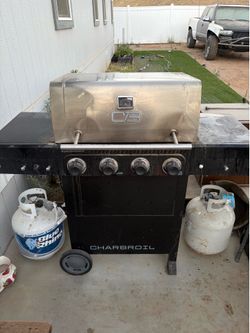 Charbroil BBQ - Tank not included