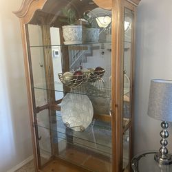Beautiful Oak Curio Cabinet!