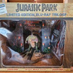 Jurassic Park Limited Edition Blu-ray Trilogy