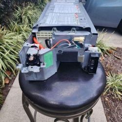 Electric Battery & Toyota Battery