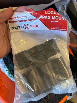 ROTOPAX Locking Pax Mount W/Keys