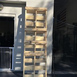 FREE Pallet
