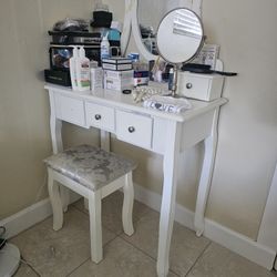 White Vanity Makeup Table Set w/ Oval Mirror & Padded Stool