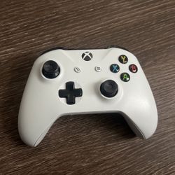 Xbox Controller In Good Condition 