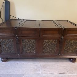Tv Stand Or Chest 