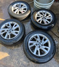 2020 Kia Optima 16in Wheels with tire