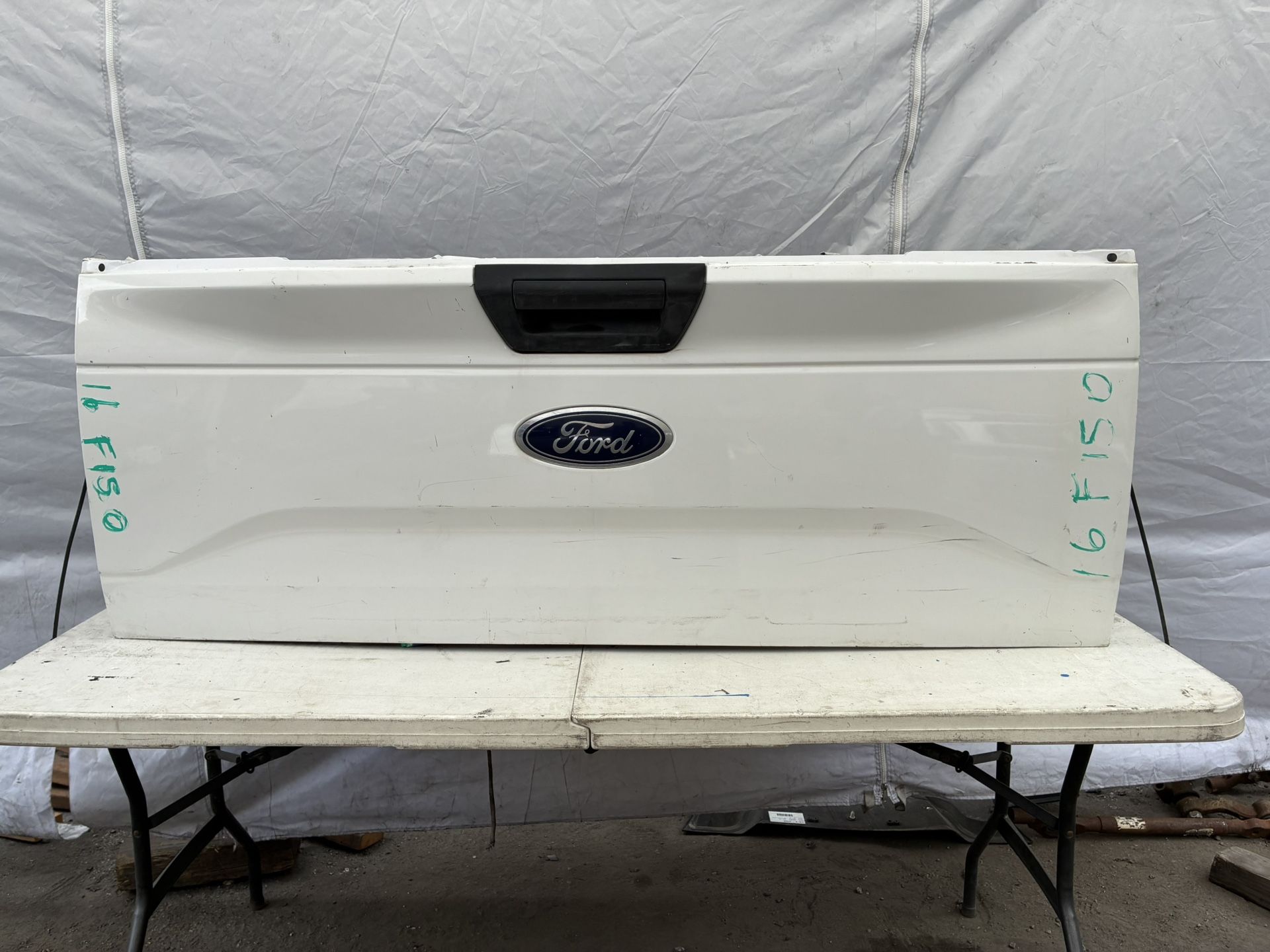 2016 Ford F150 Tail Gate