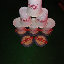 6 Vintage Budweiser Cups