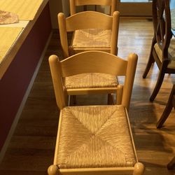 3 Wicker Kitchen Stools