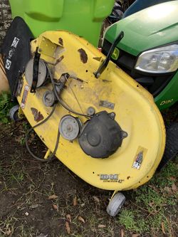 John Deere 42in Edge Mower Deck Lawn tractor