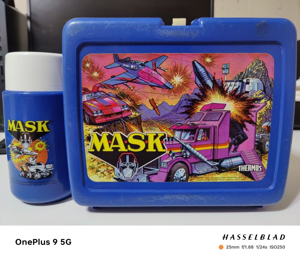 Vintage 1985 MASK M.A.S.K. THERMOS Lunch Box with Drink Canister and Twist Cup
