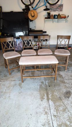 Dining set