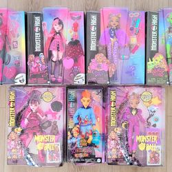 Monster High Doll Bundle
