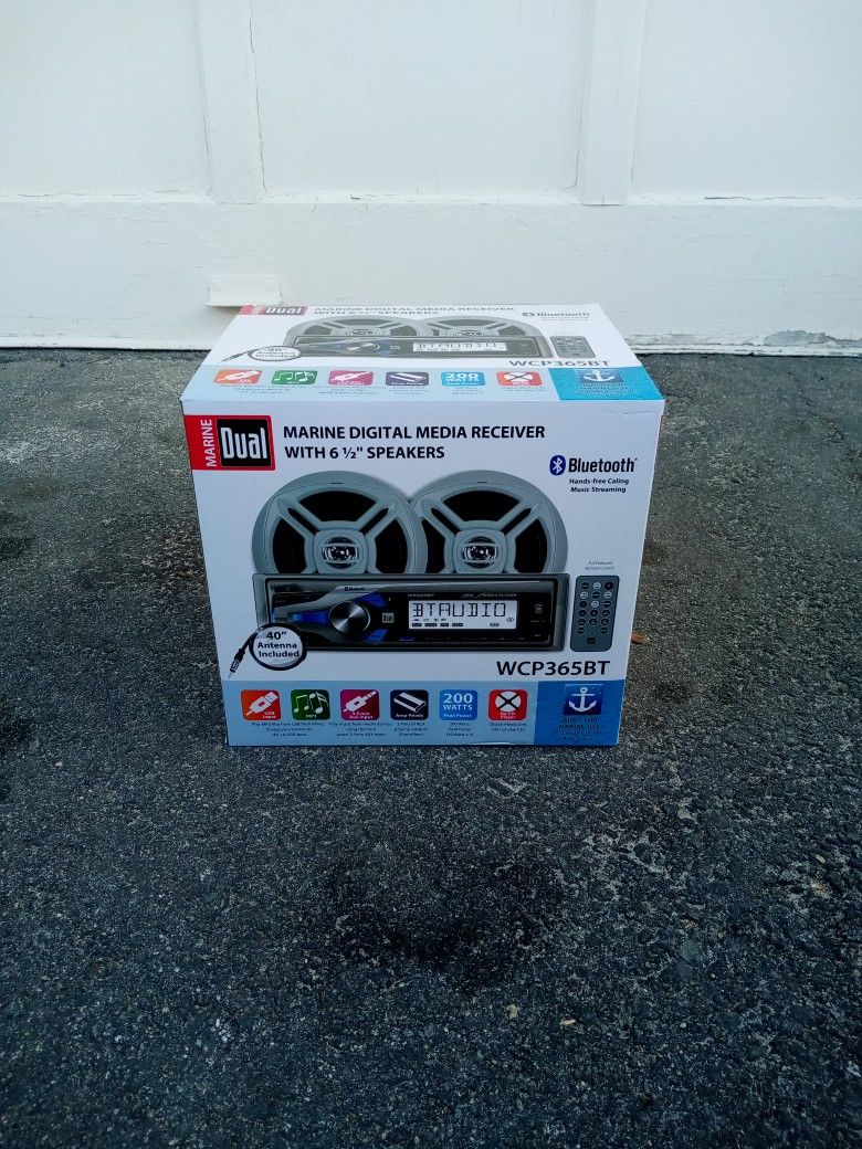 Digital Media Receiver W. 6.5 Inch Speakers