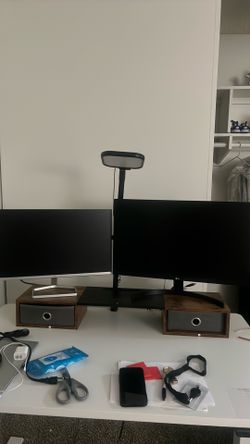 2 desktop monitors bundles (27" and 24")