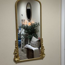Long Mirror